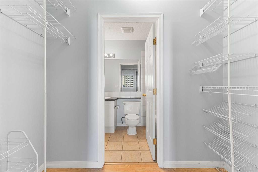 518-126 14 Avenue Sw, Calgary, AB - Indoor