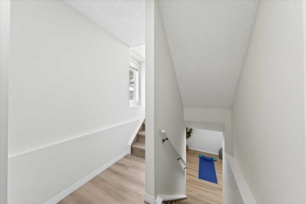 11 Copperfield Court Se, Calgary, AB - Indoor Photo Showing Other Room