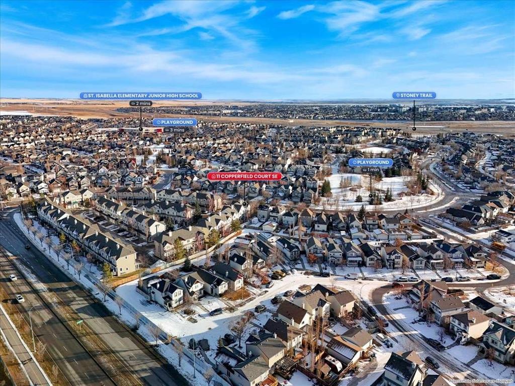 11 Copperfield Court Se, Calgary, AB - Outdoor With View