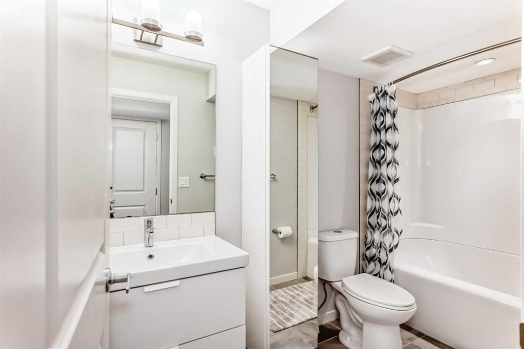 54 Seton Manor Se, Calgary, AB