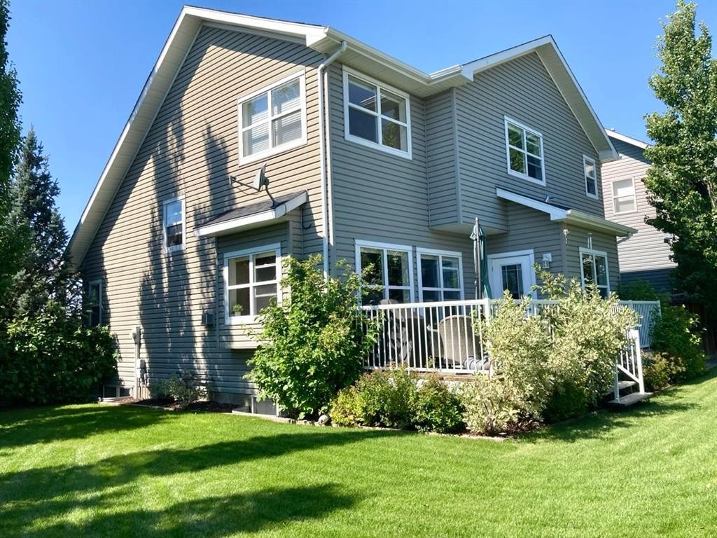 718 Hamptons Bay Se, High River, AB - Outdoor