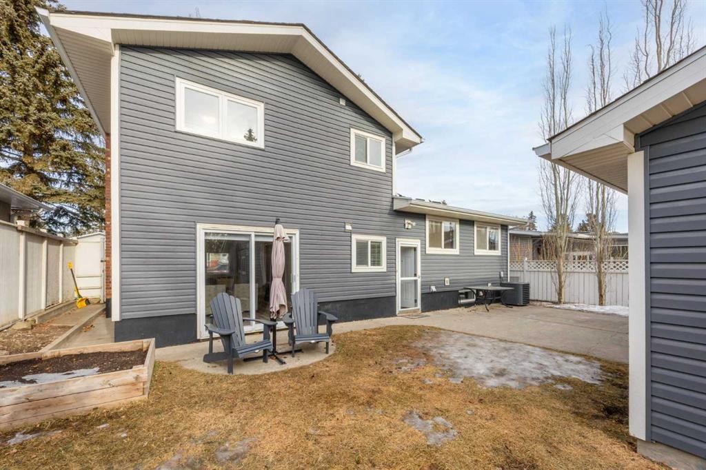 123 Sackville Drive Sw, Calgary, AB - Outdoor With Exterior