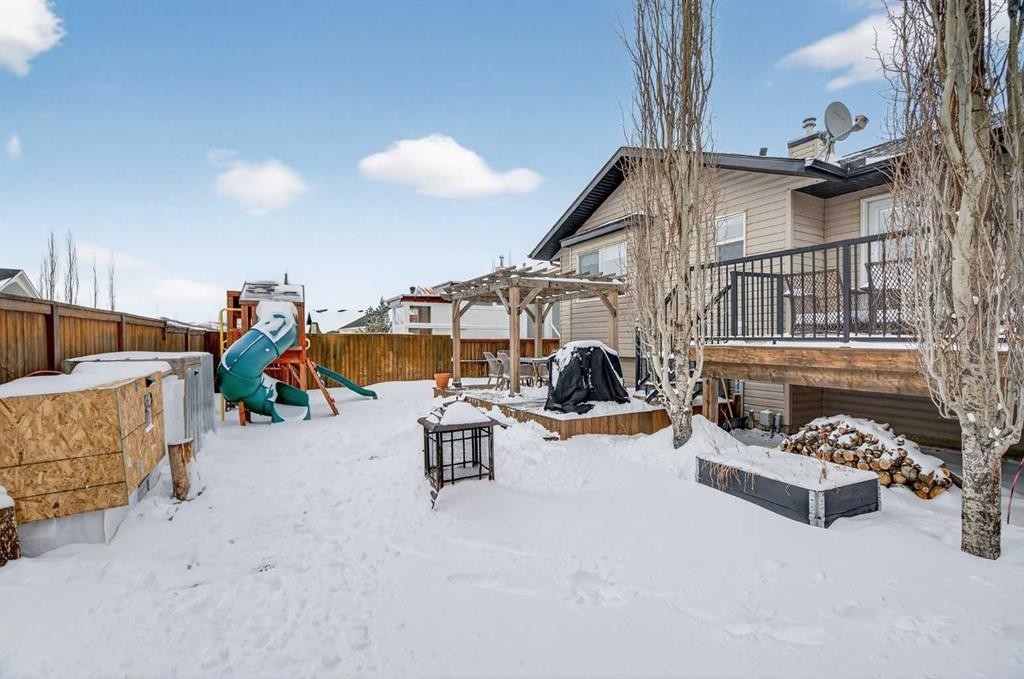 951 3Rd Street Sw, Diamond Valley, AB - Outdoor With Deck Patio Veranda