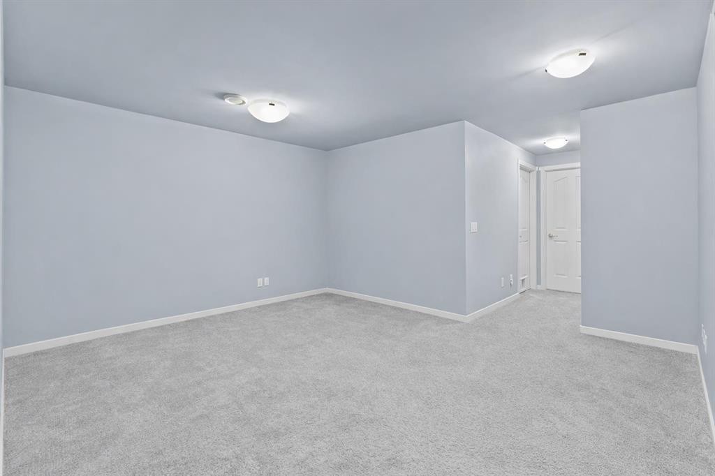 103 Masters Heights Se, Calgary, AB - Indoor Photo Showing Other Room