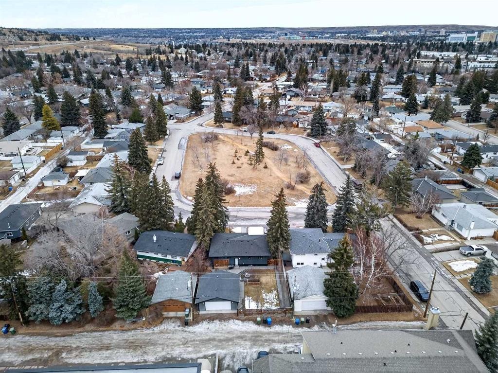 7 Westminster Place Sw, Calgary, AB - Outdoor With View