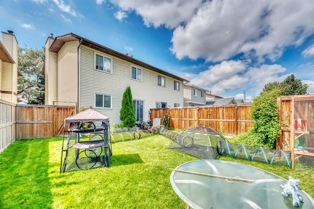 5 Falsby Place Ne, Calgary, AB - Outdoor