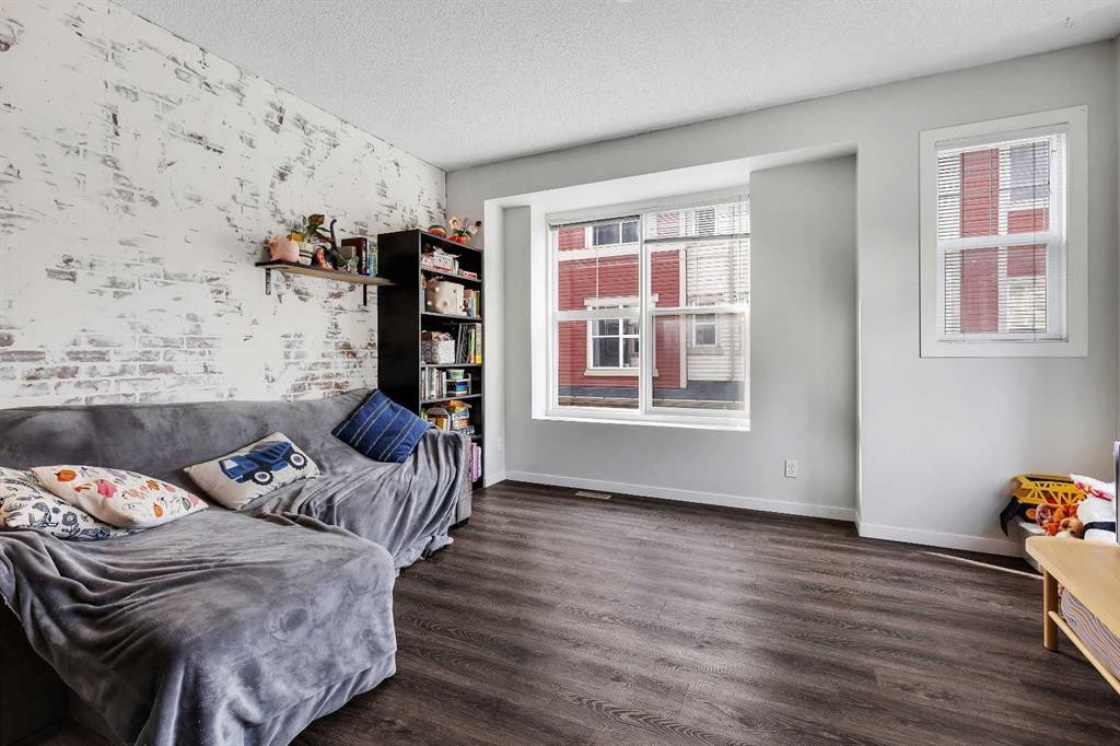 149 New Brighton Point Se, Calgary, AB - Indoor