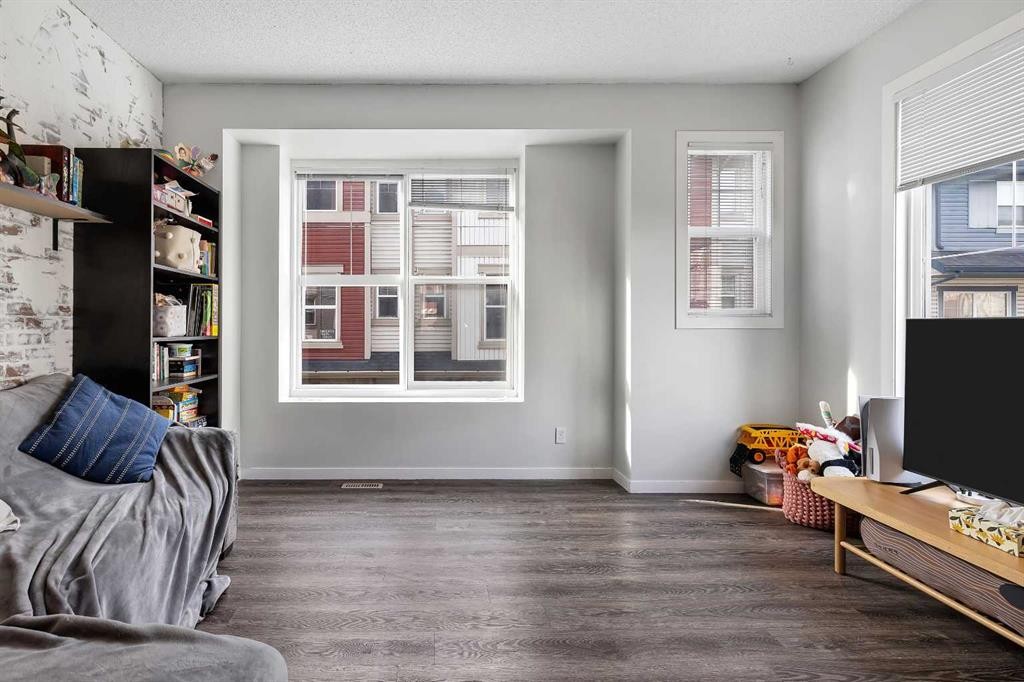 149 New Brighton Point Se, Calgary, AB - Indoor