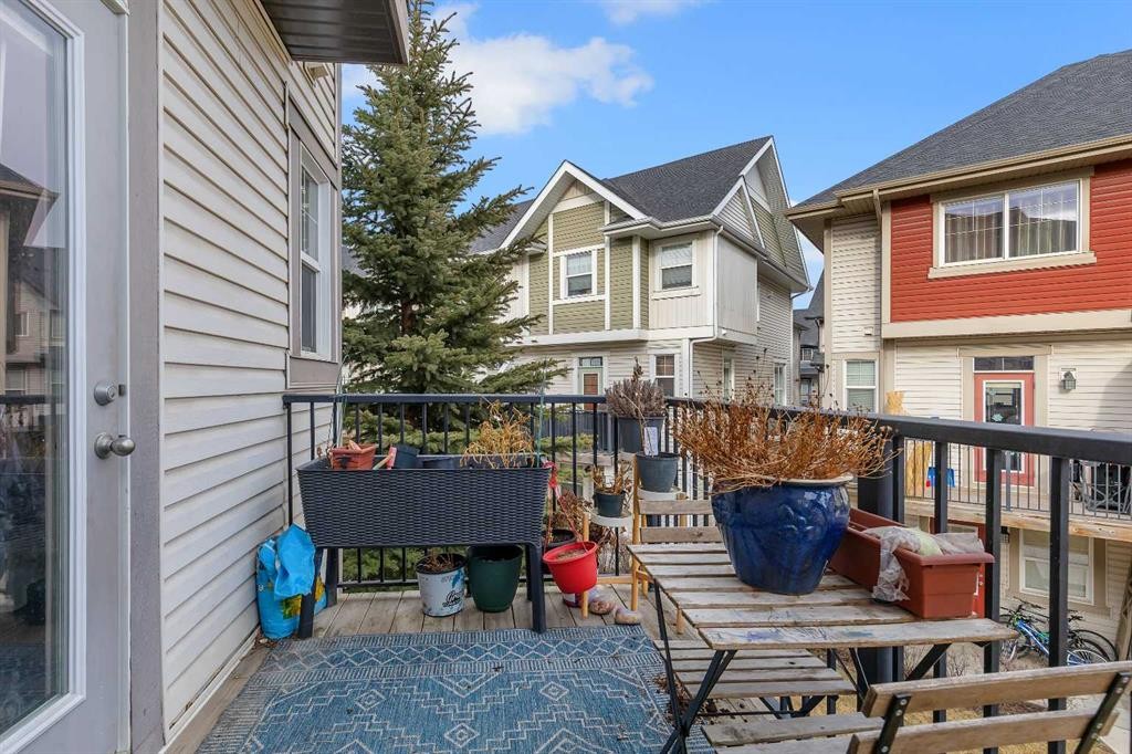 149 New Brighton Point Se, Calgary, AB - Outdoor
