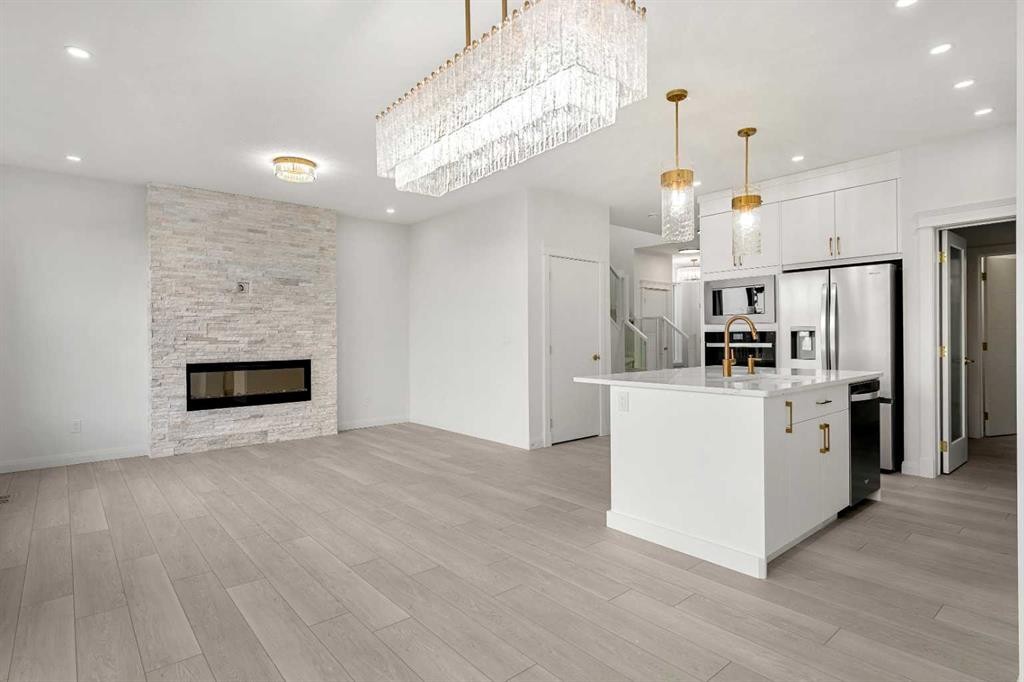 94 Cornerbrook Crescent Ne, Calgary, AB