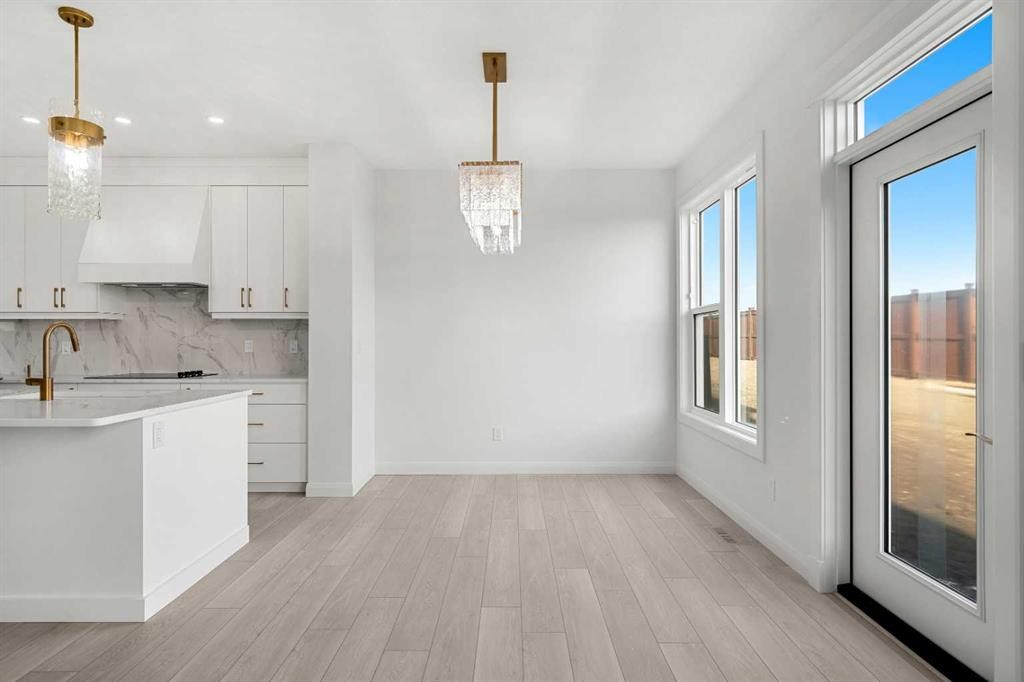 94 Cornerbrook Crescent Ne, Calgary, AB