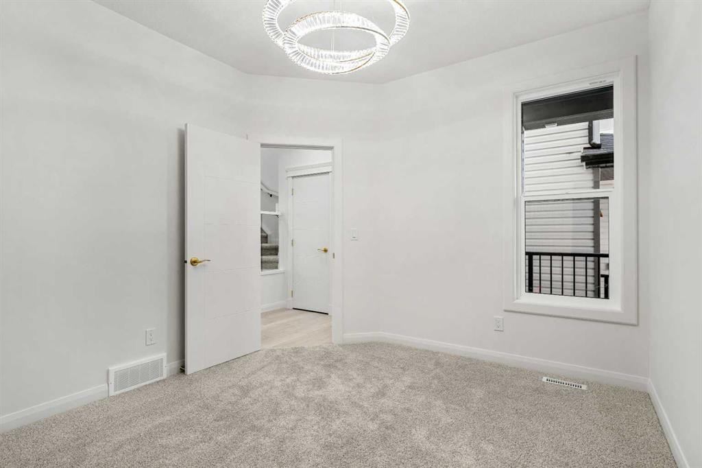 94 Cornerbrook Crescent Ne, Calgary, AB