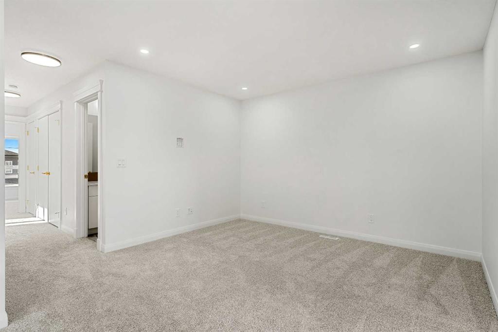 94 Cornerbrook Crescent Ne, Calgary, AB