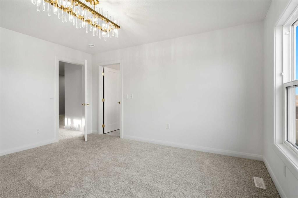 94 Cornerbrook Crescent Ne, Calgary, AB