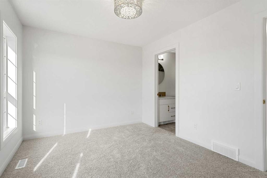 94 Cornerbrook Crescent Ne, Calgary, AB