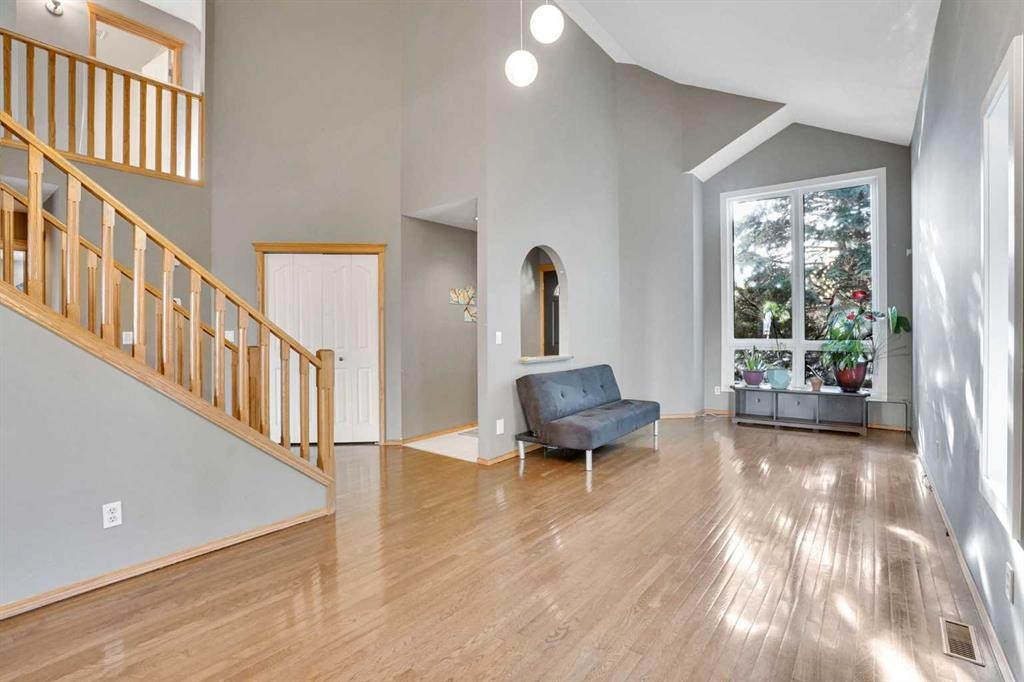 157 Riverview Park, Calgary, AB - Indoor Photo Showing Other Room