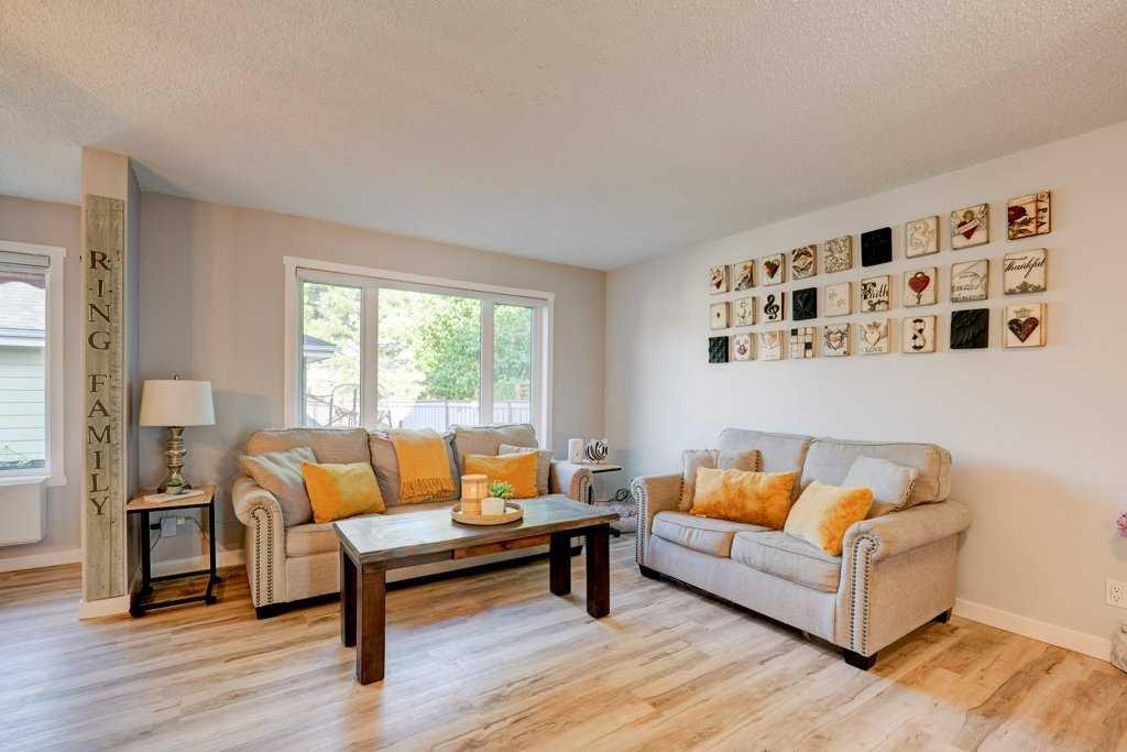 15 Chaparral Crescent Se, Calgary, AB