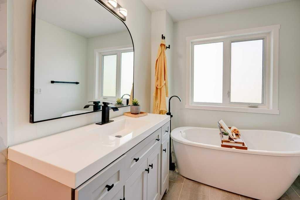 15 Chaparral Crescent Se, Calgary, AB