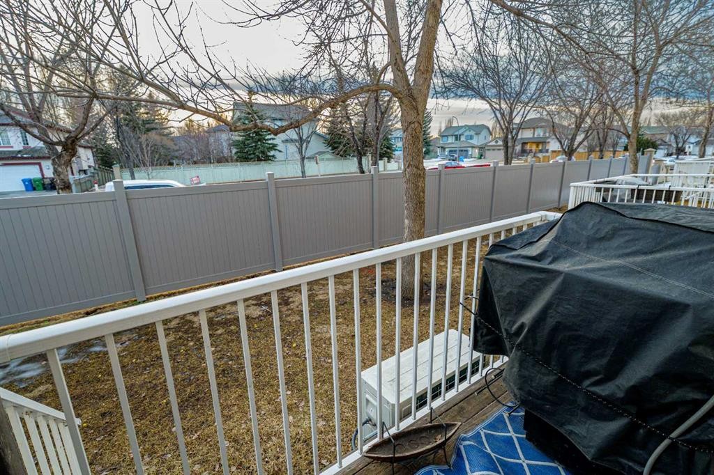 13 Mt. Aberdeen Manor Se, Calgary, AB - Outdoor