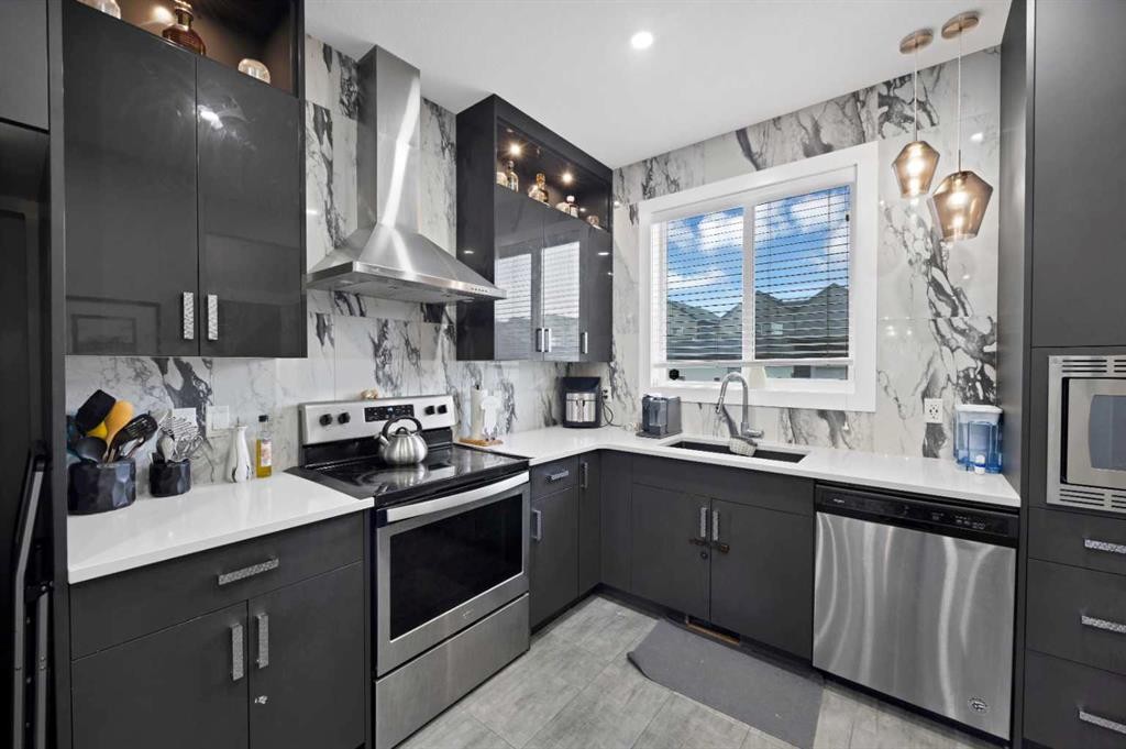 34 Cornerstone Road Ne, Calgary, AB - Indoor Photo Showing Kitchen With Upgraded Kitchen