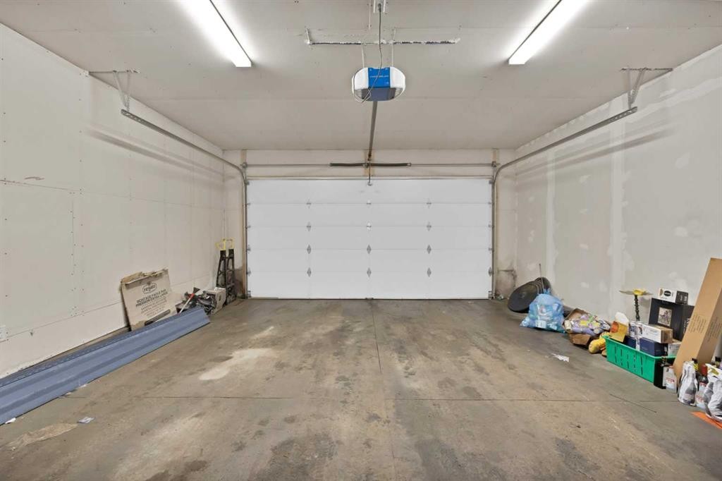 34 Cornerstone Road Ne, Calgary, AB - Indoor Photo Showing Garage