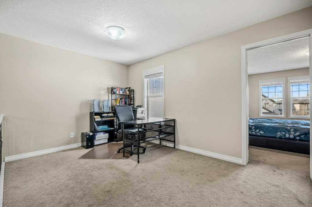 103 Panamount Common Nw, Calgary, AB - Indoor Photo Showing Office