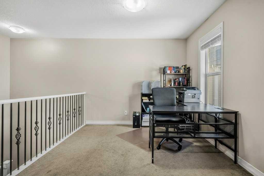 103 Panamount Common Nw, Calgary, AB - Indoor Photo Showing Office