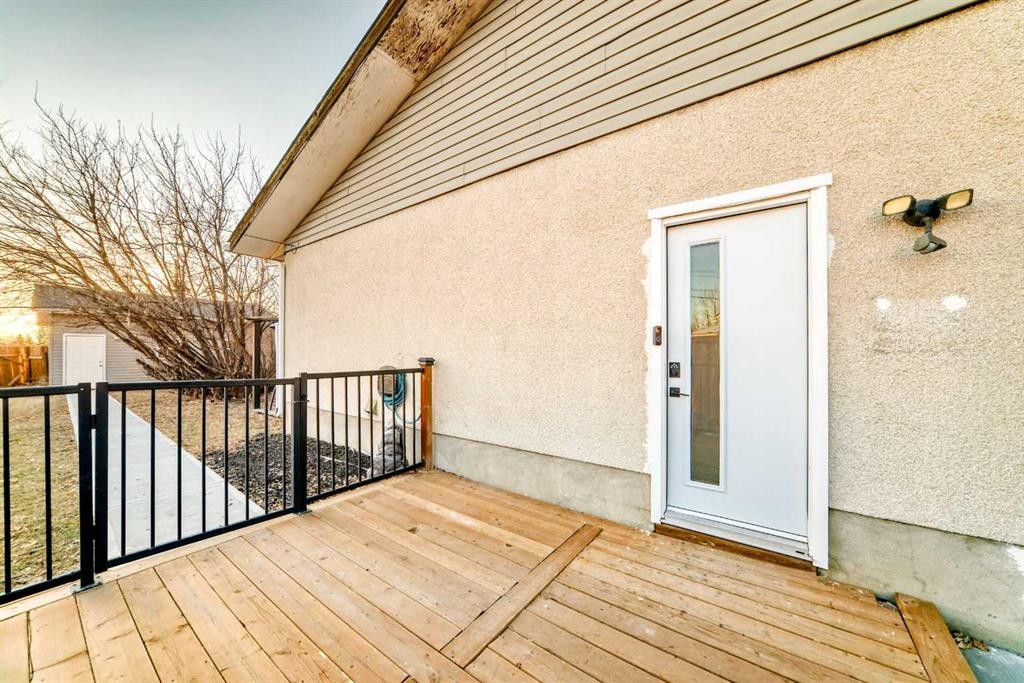 1013 Marcombe Crescent Ne, Calgary, AB - Outdoor With Exterior