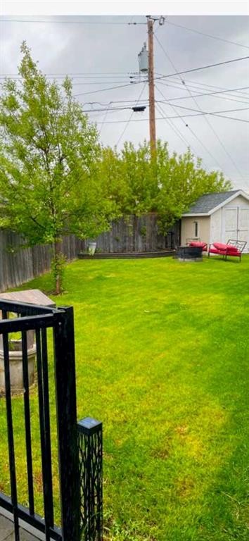 1013 Marcombe Crescent Ne, Calgary, AB - Outdoor