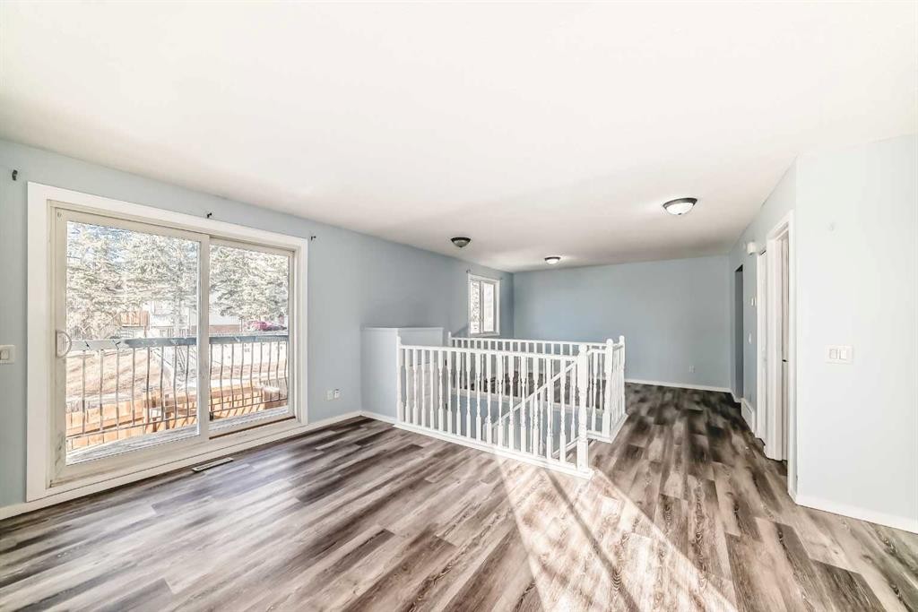 151F Pinehill Road Ne, Calgary, AB - Indoor Photo Showing Other Room