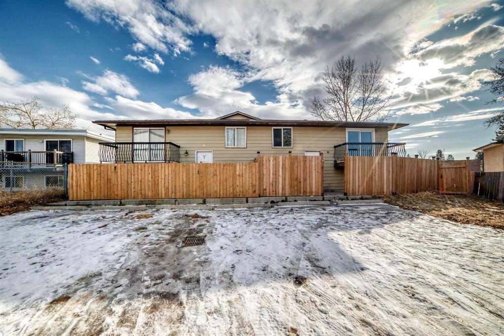 151F Pinehill Road Ne, Calgary, AB - Outdoor