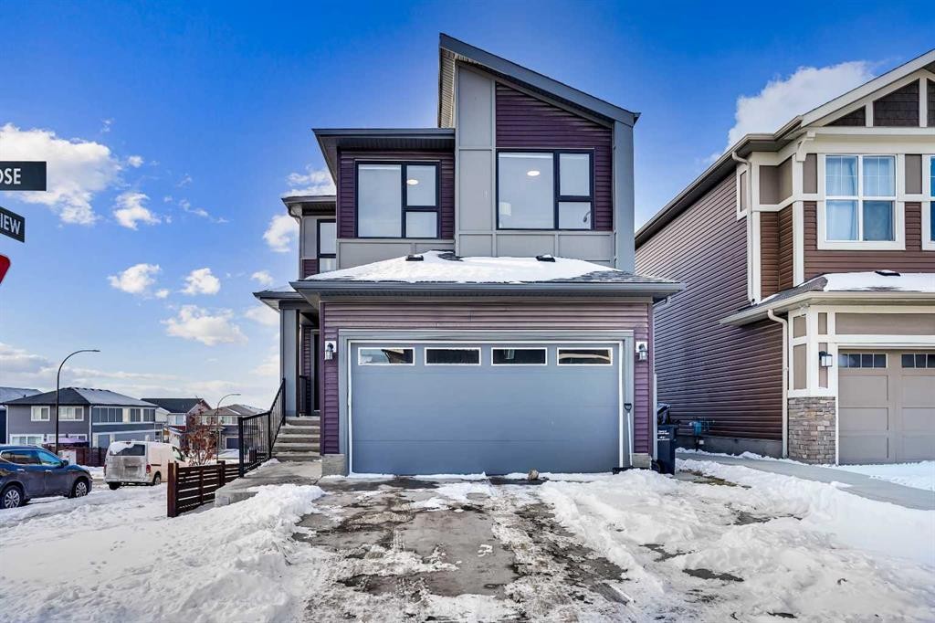 210 Lucas Close Nw, Calgary, AB - Outdoor
