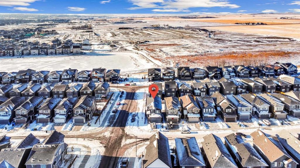 210 Lucas Close Nw, Calgary, AB - Outdoor With View