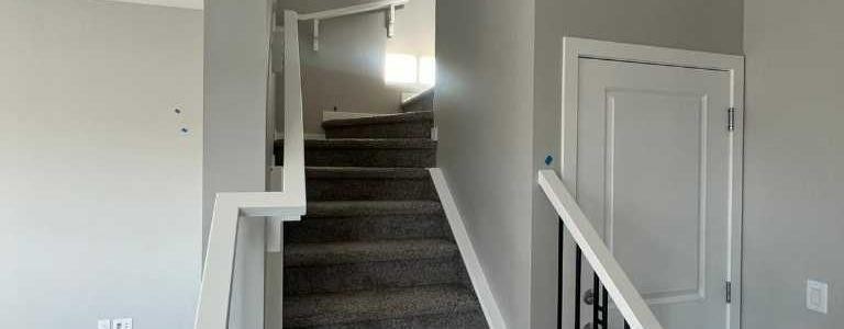 210 Lucas Close Nw, Calgary, AB - Indoor Photo Showing Other Room