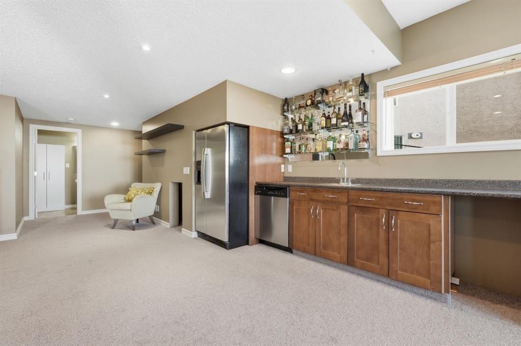 166 Cranridge Terrace Se, Calgary, AB - Indoor