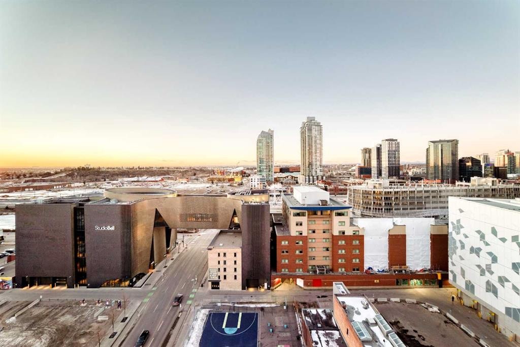 310-450 8 Avenue Se, Calgary, AB - Outdoor With View