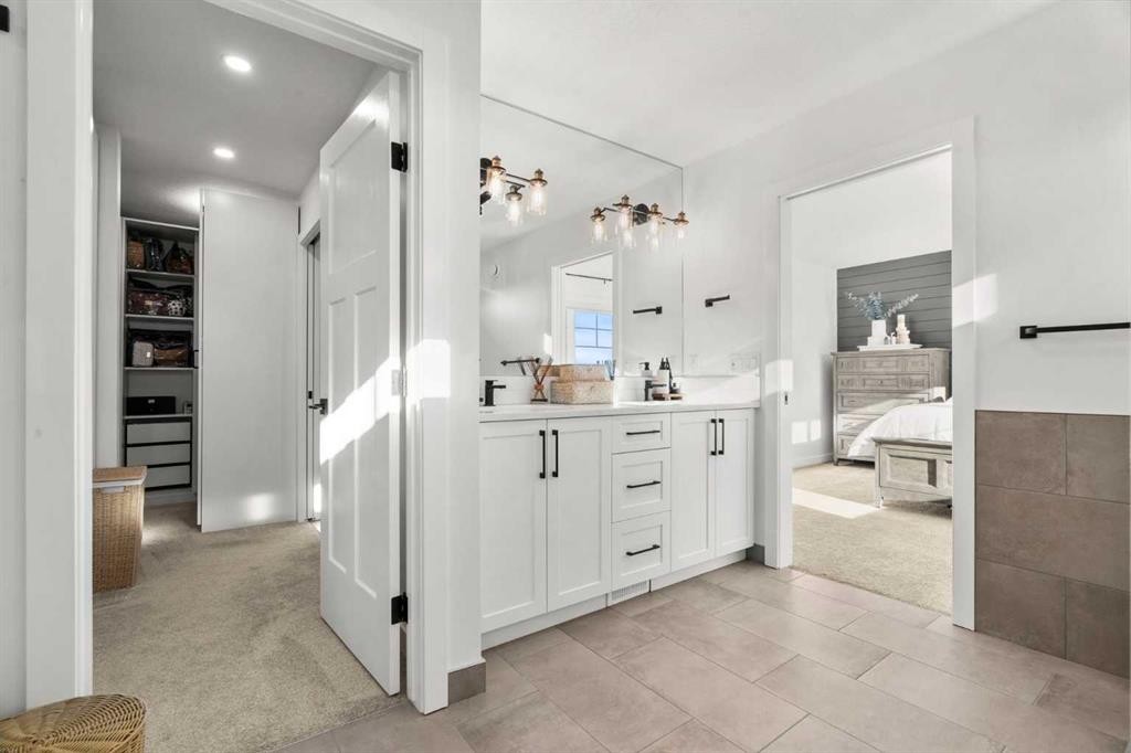 116 Ranchers View, Okotoks, AB - Indoor Photo Showing Bathroom