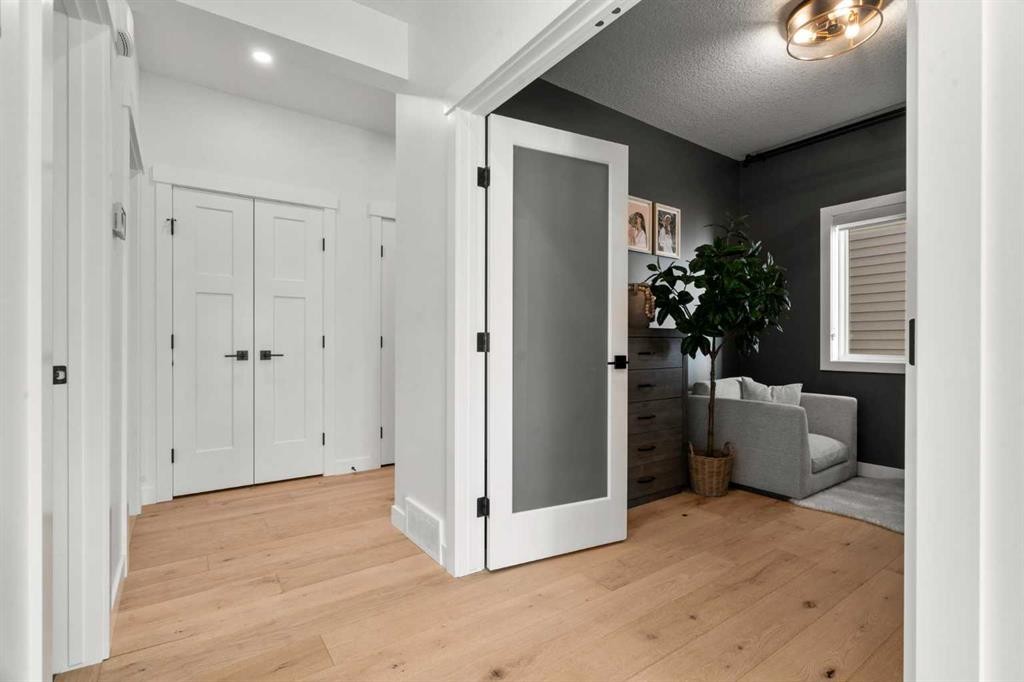 116 Ranchers View, Okotoks, AB - Indoor Photo Showing Other Room