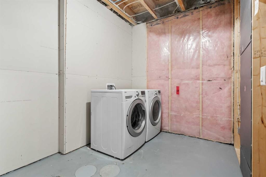 368 Redstone Drive Ne, Calgary, AB - Indoor Photo Showing Laundry Room