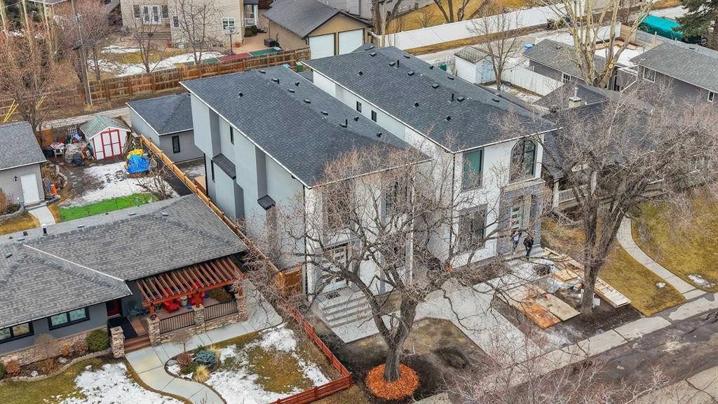 134 Lissington Drive Sw, Calgary, AB - Outdoor