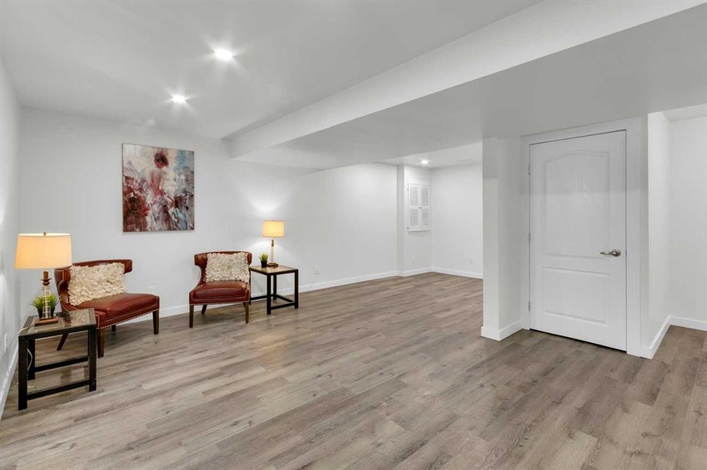 103 Canoe Square Sw, Airdrie, AB - Indoor