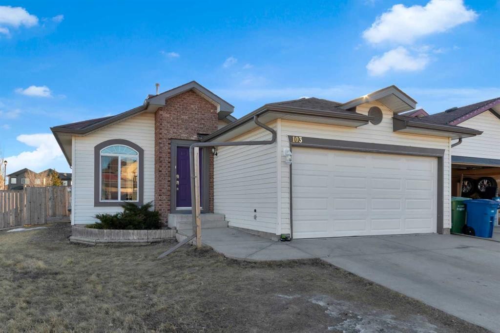 103 Canoe Square Sw, Airdrie, AB - Outdoor