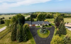 31 Elbow River Court Rural Rocky View County, AB T3Z 2T7