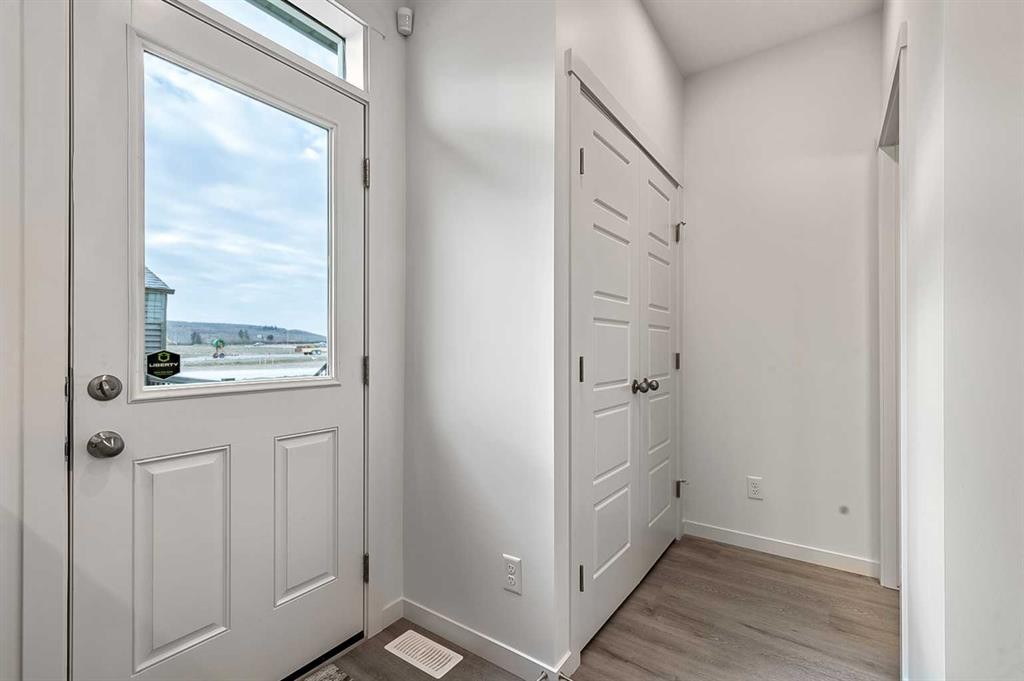 203 Annette Landing, Calgary, AB - Indoor Photo Showing Other Room