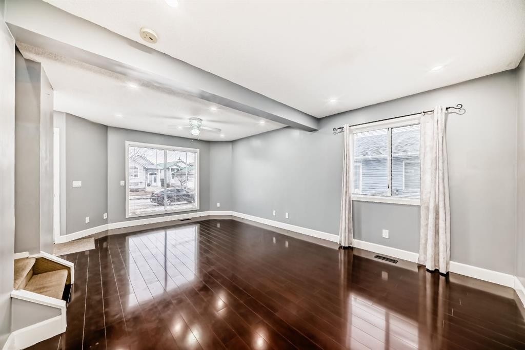 131 Taradale Drive Ne, Calgary, AB - Indoor Photo Showing Other Room