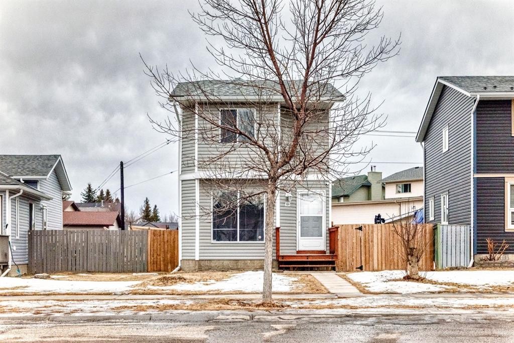 131 Taradale Drive Ne, Calgary, AB - Outdoor