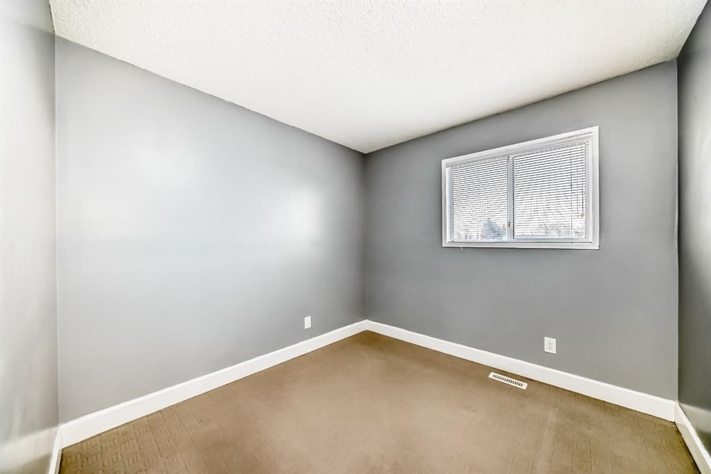 131 Taradale Drive Ne, Calgary, AB - Indoor Photo Showing Other Room