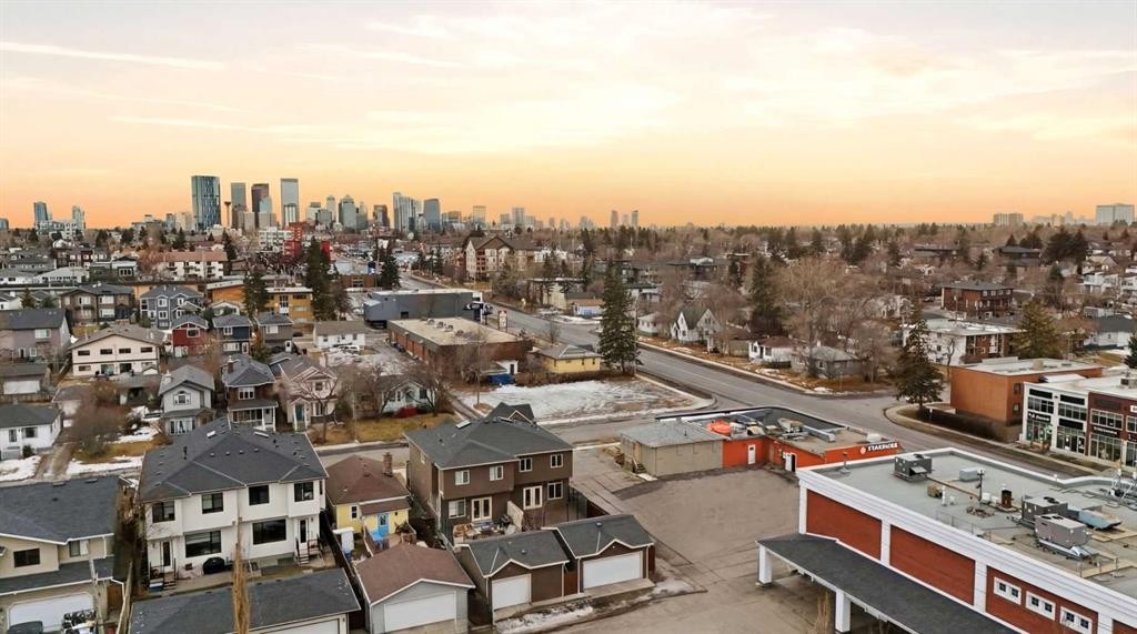 110 26 Avenue Ne, Calgary, AB - Outdoor With View