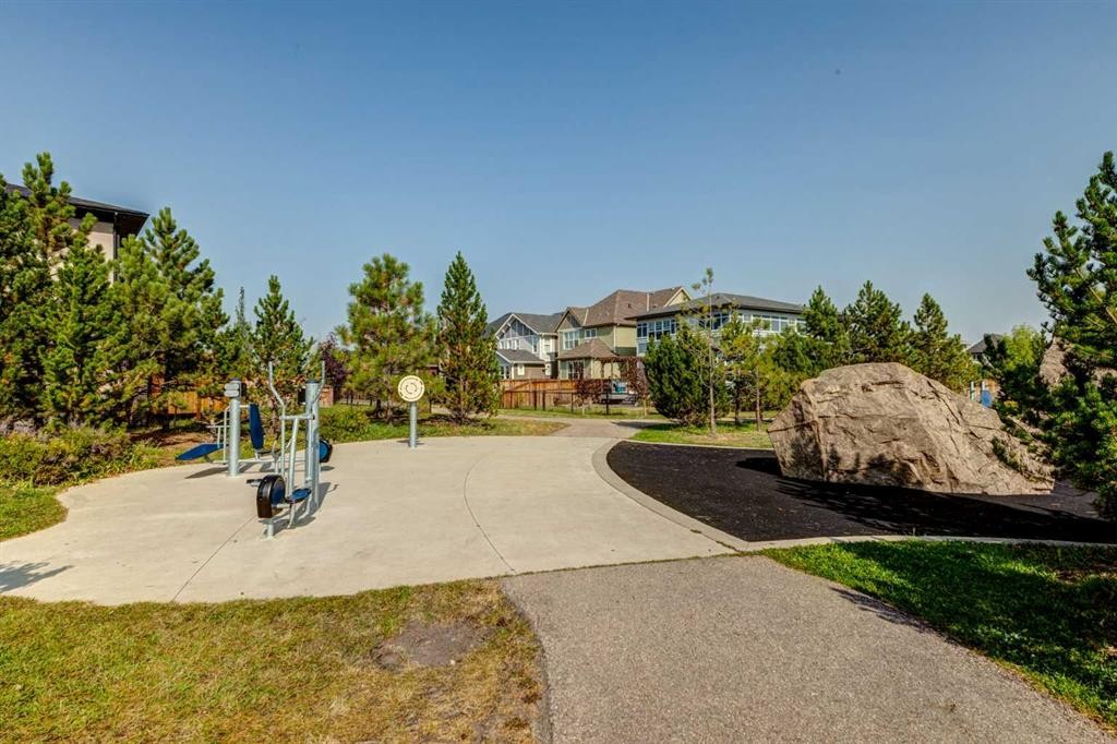 14 Marquis Heights Se, Calgary, AB - Outdoor