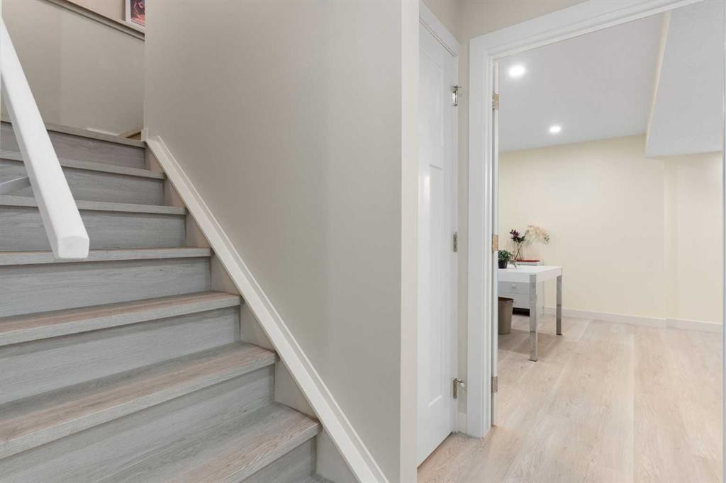 167 Fireside Drive, Cochrane, AB - Indoor Photo Showing Other Room